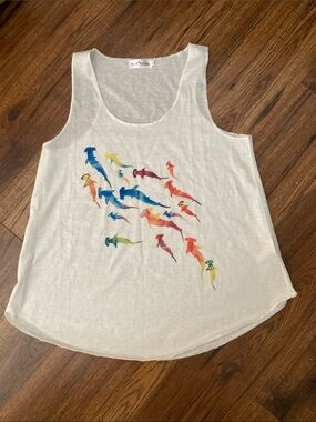 Classic White Sleeveless Tank Top